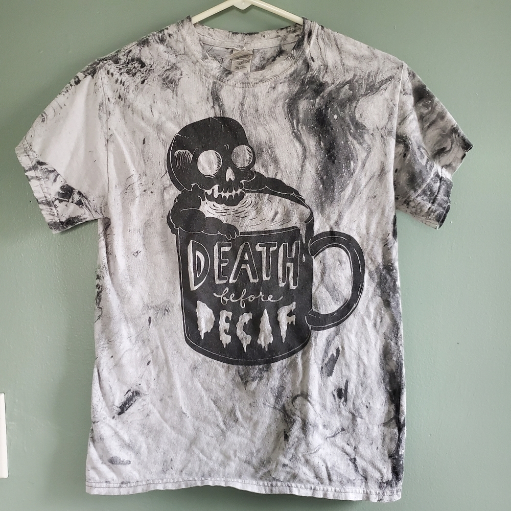DEATH BEFORE DECAF marbled Tee